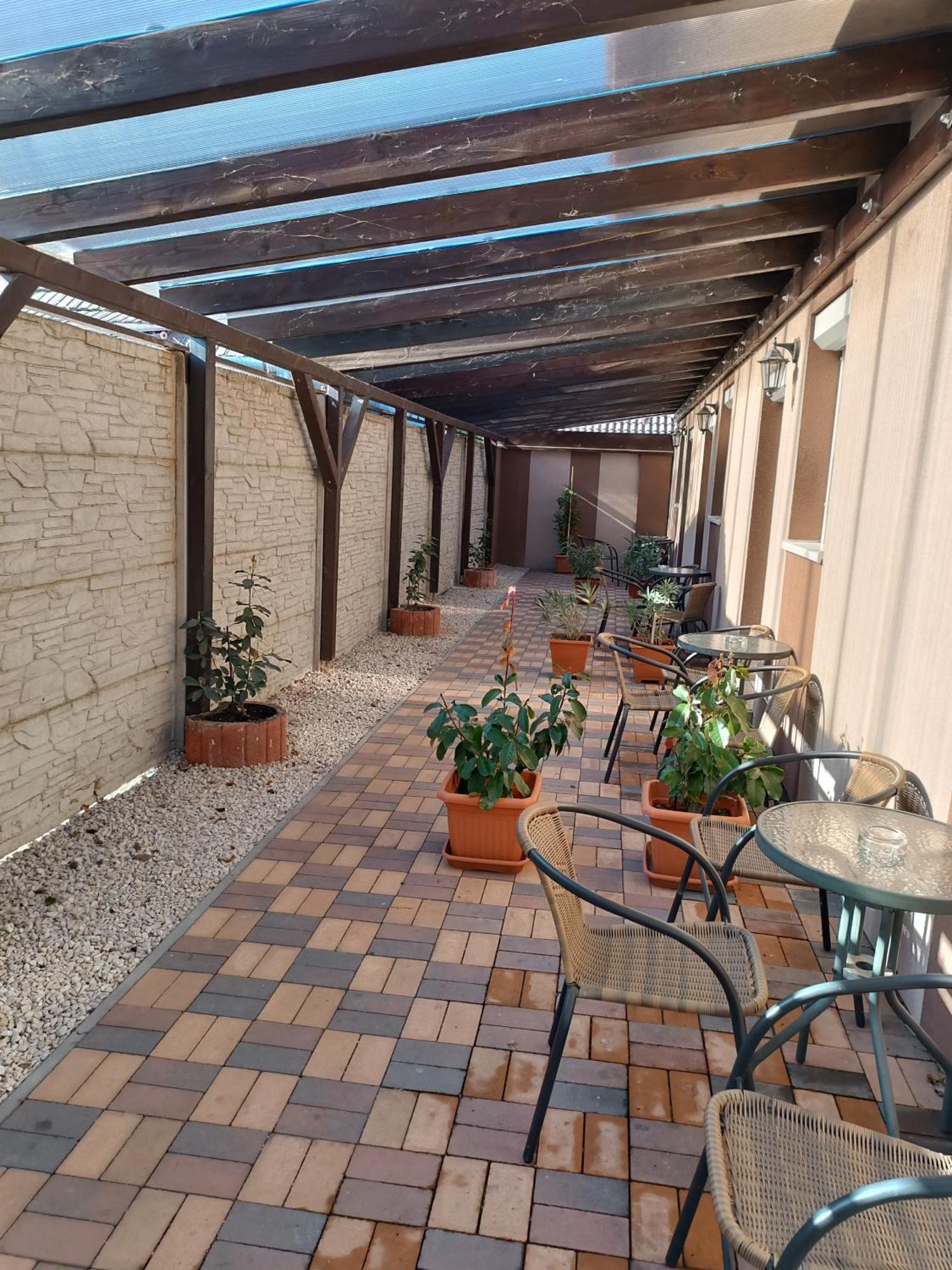 Boglarka Vendeghaz Apartment Mosonmagyarovar Bagian luar foto