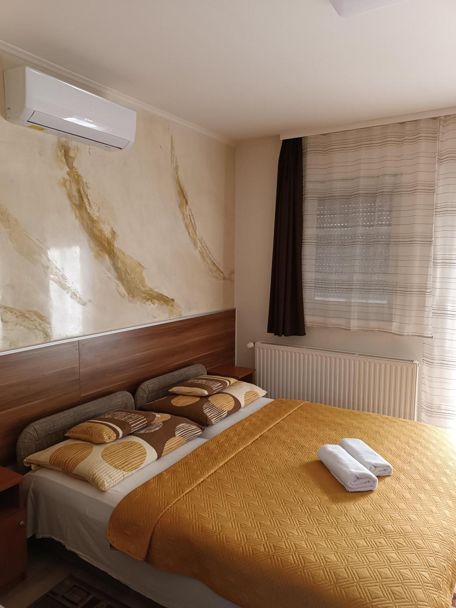Boglarka Vendeghaz Apartment Mosonmagyarovar Bagian luar foto
