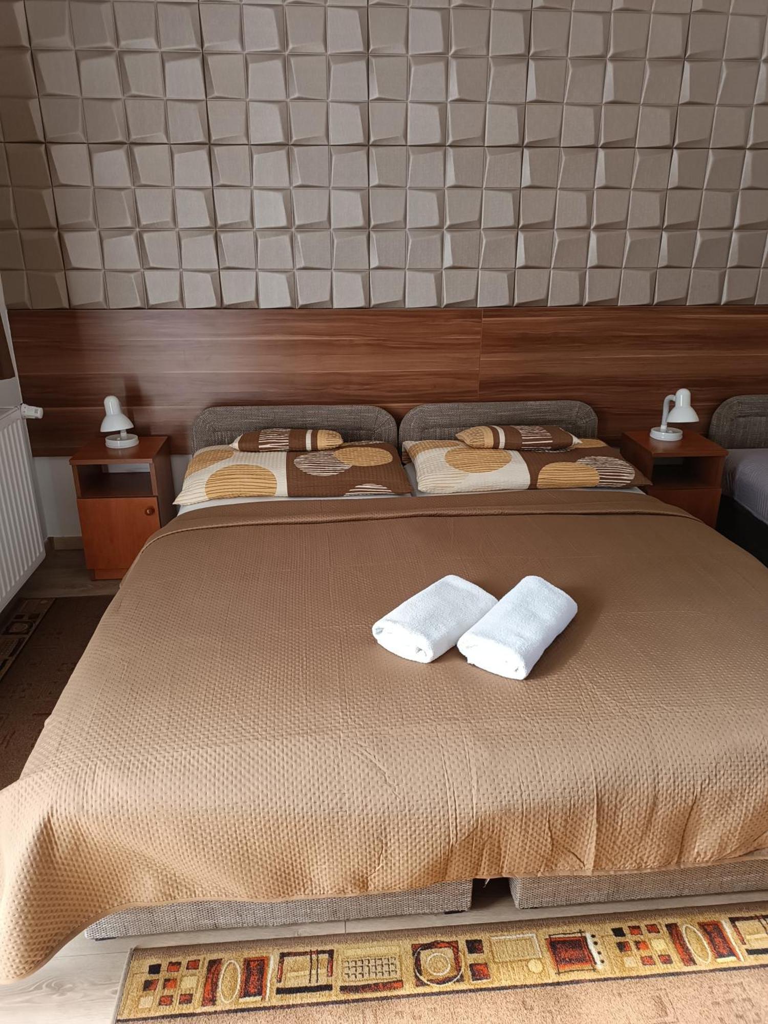 Boglarka Vendeghaz Apartment Mosonmagyarovar Bagian luar foto