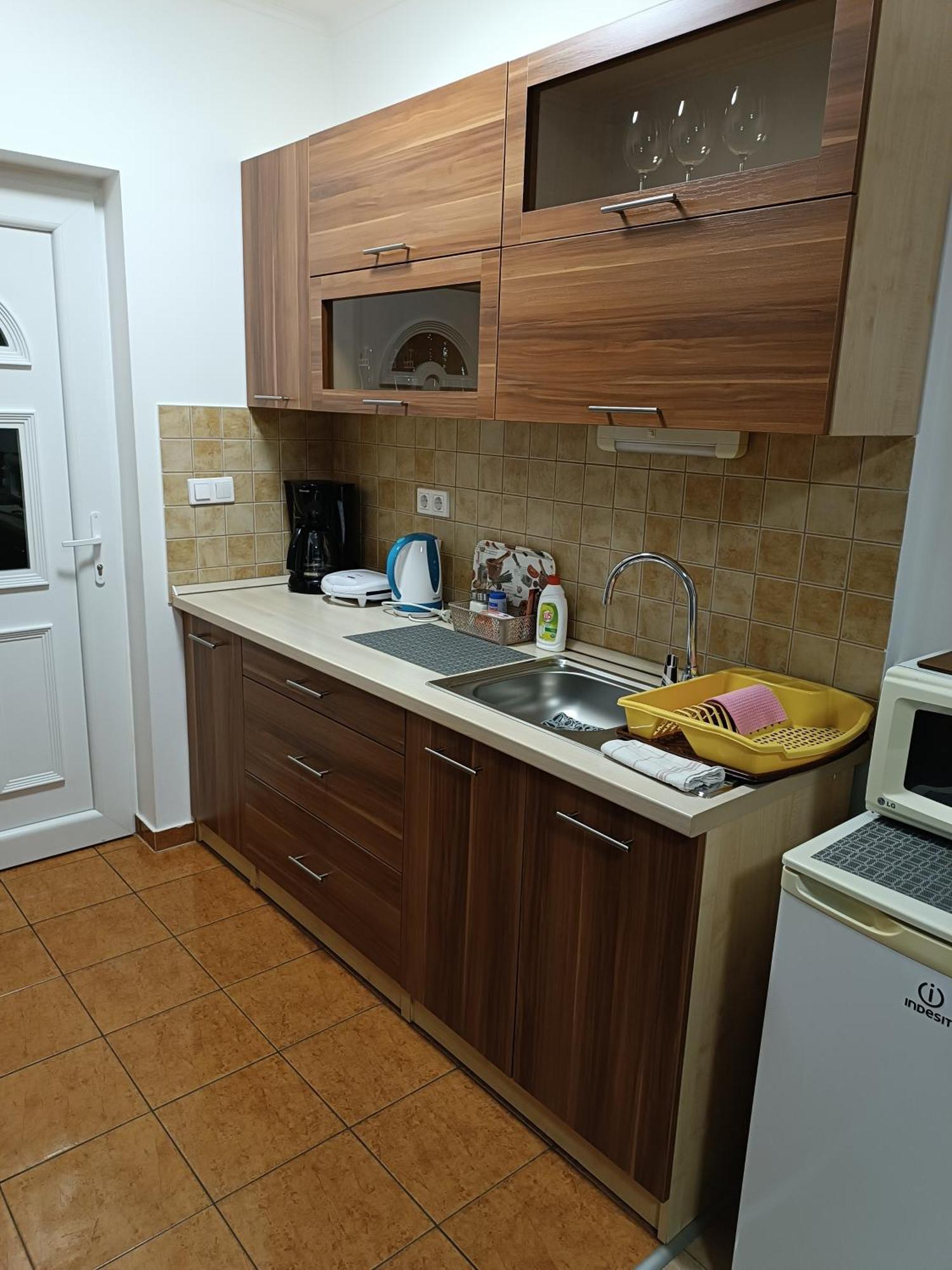 Boglarka Vendeghaz Apartment Mosonmagyarovar Bagian luar foto