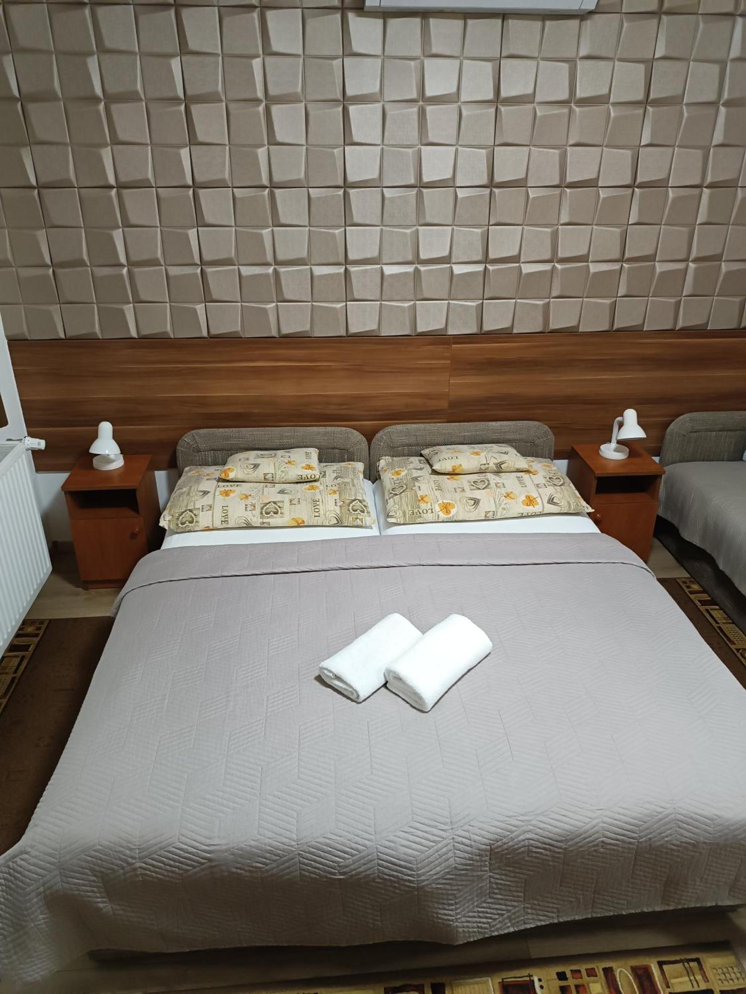 Boglarka Vendeghaz Apartment Mosonmagyarovar Bagian luar foto